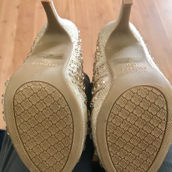 Gold gem high heels size 6 1/2 - Picture 2 of 5